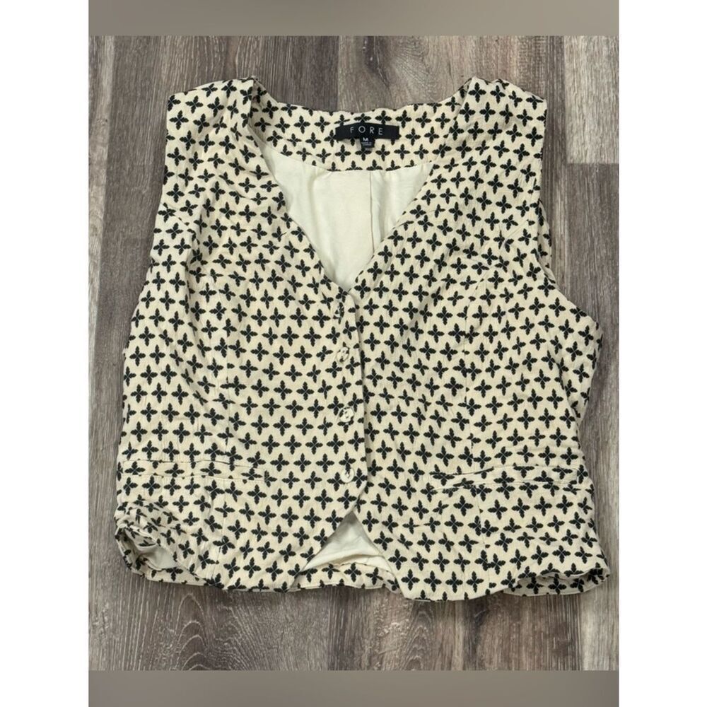 Fore Pattern Sleeveless Tie Back Blouse Vest Women’s Medium